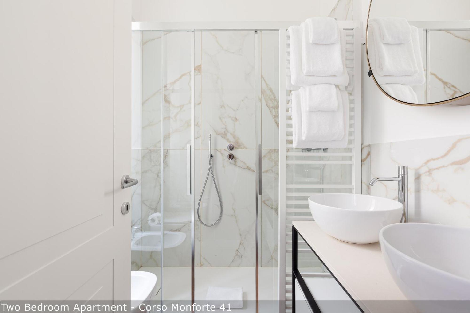 Apartment Brera In San Babila Mailand